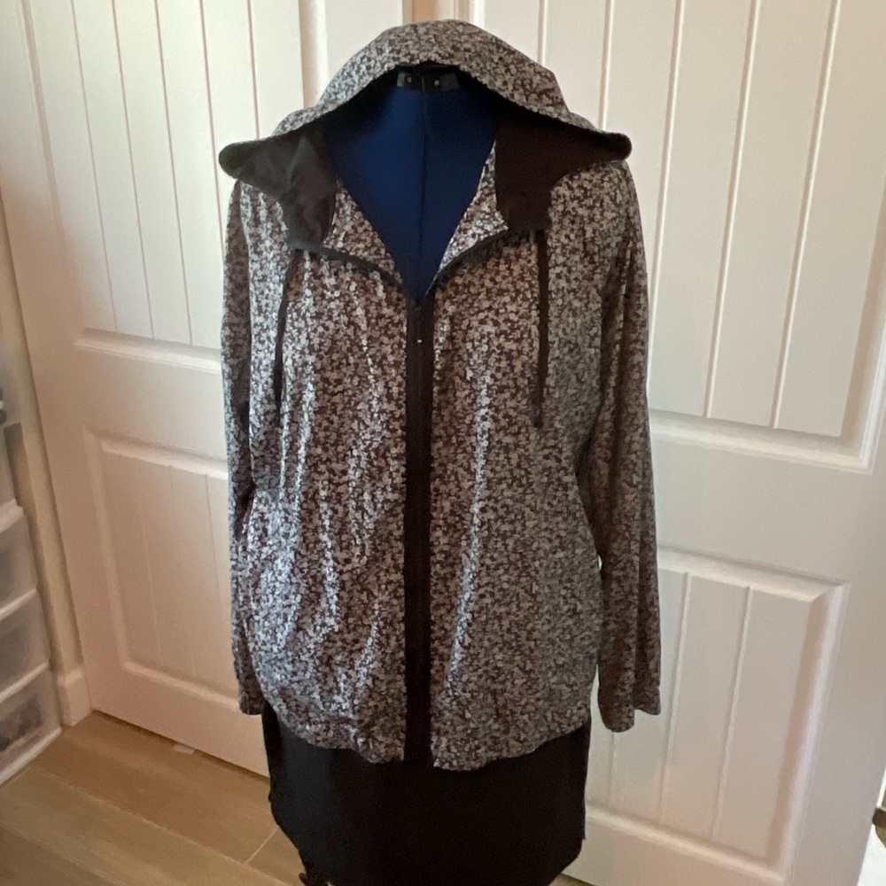 J Jill Black and Gray Women's Windbreaker Lightweight Jacket Large